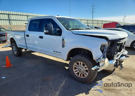 2017 Ford F250 Super Duty z USA, uszkodzony, nr VIN 1FT7W2BT8HEE14643